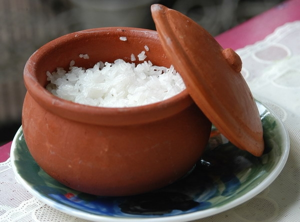 Cơm niêu tiếng Anh là gì