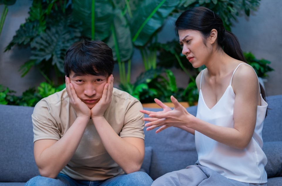 Dỗi tiếng Trung là gì