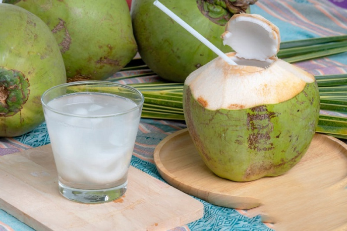 Nước dừa trong tiếng Trung là gì