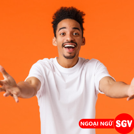 Tôi muốn ôm bạn tiếng Anh là gì