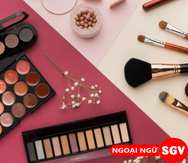 Trang điểm tiếng Nhật là gì