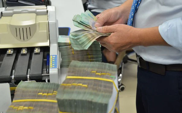 Nộp tiền tiếng Nhật là gì